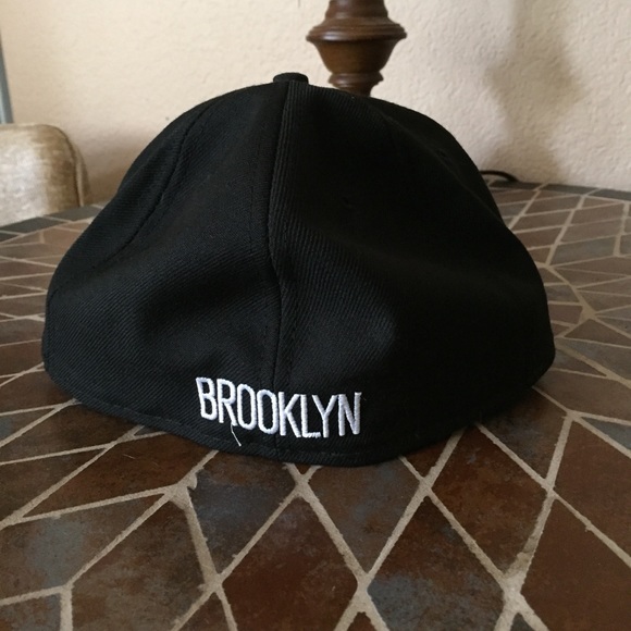 NBA Brooklyn Nets New Era fitted hat - Picture 4 of 4